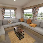 No30 Elm Rise Filey